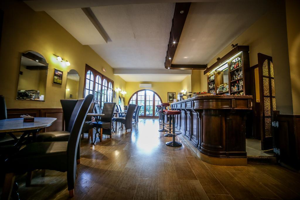 Castellu Rossu Hotel Lucciana  Eksteriør billede